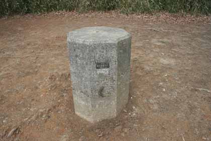 大文字-菱形基線測点