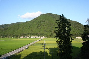 �u��_���]