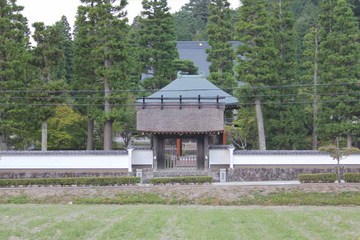 永沢寺勅使門